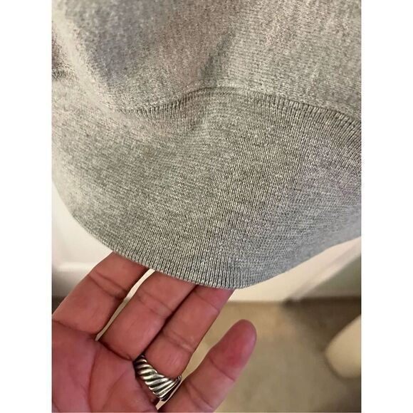 Champion Reverse Weave Gray Sweatshirt. Embroidered C. Size Large - Picture 7 of 9